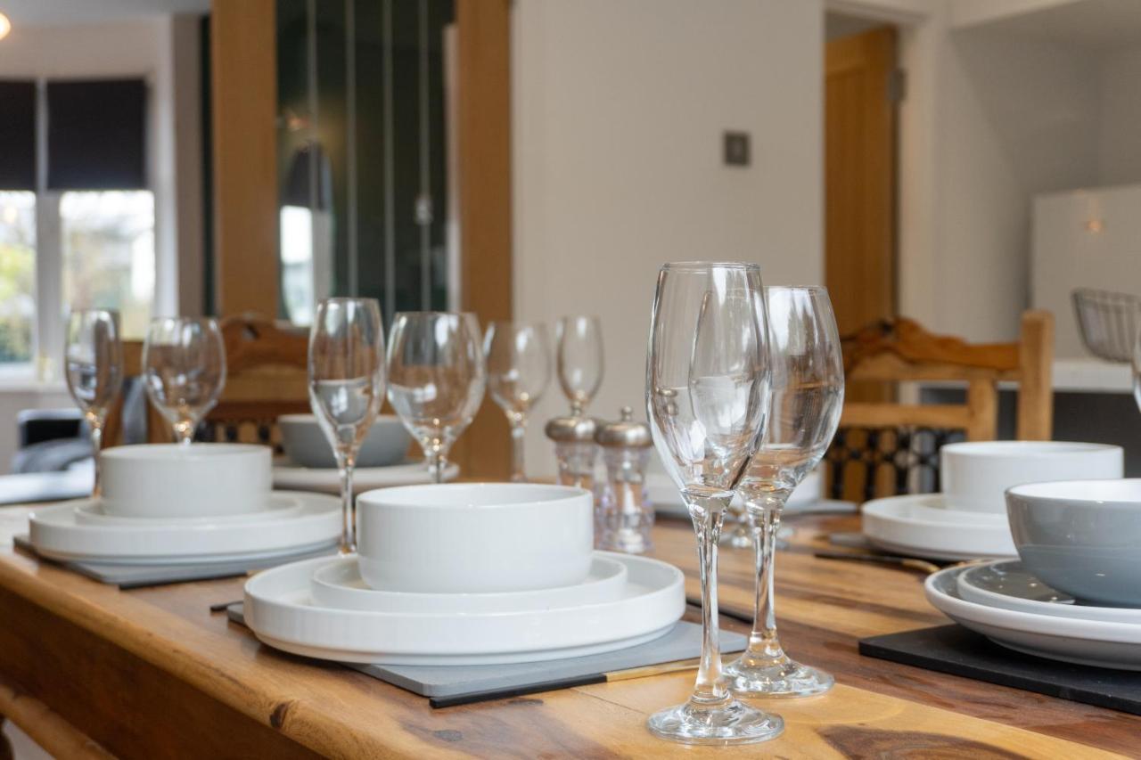 Sheldon House 3 Bed Cosy Home Nr Jlr & Nec 外观 照片