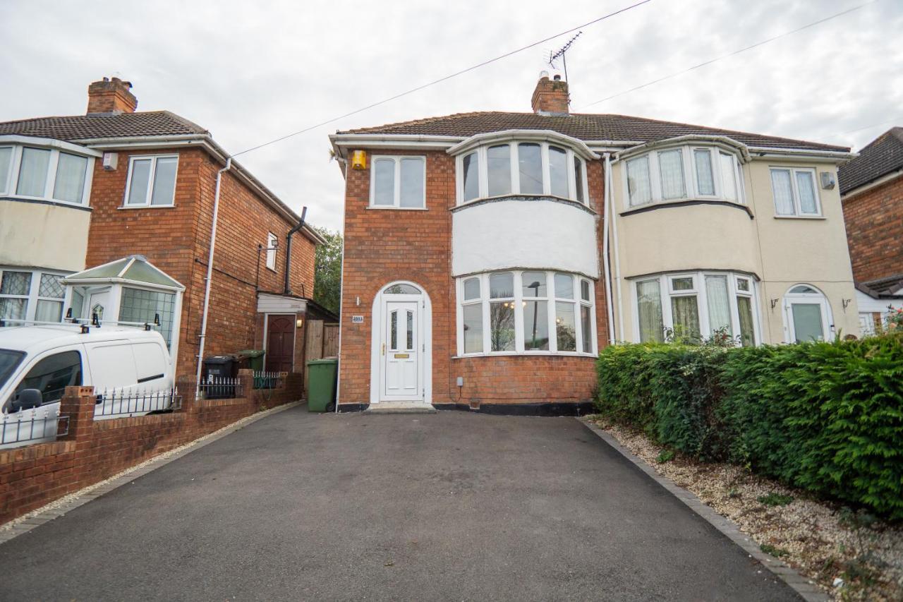 Sheldon House 3 Bed Cosy Home Nr Jlr & Nec 外观 照片