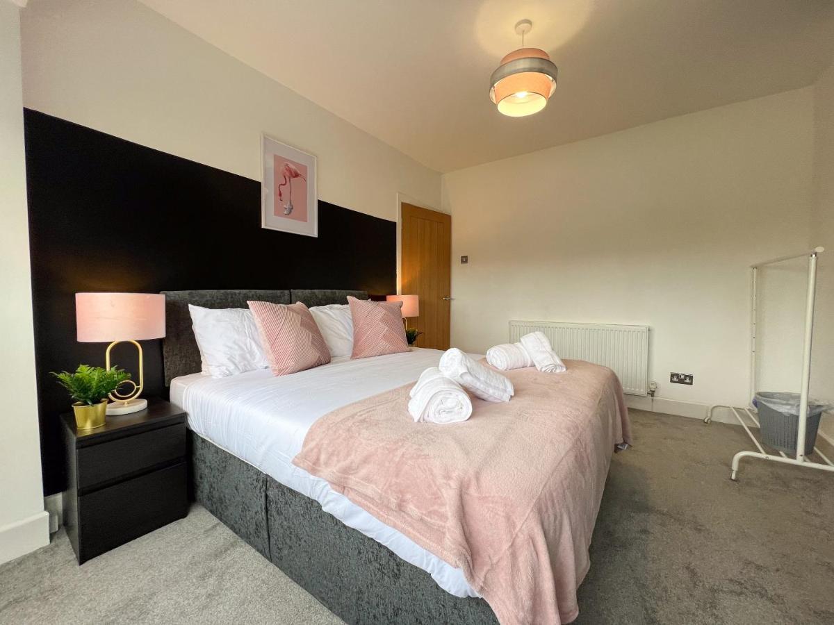 Sheldon House 3 Bed Cosy Home Nr Jlr & Nec 外观 照片